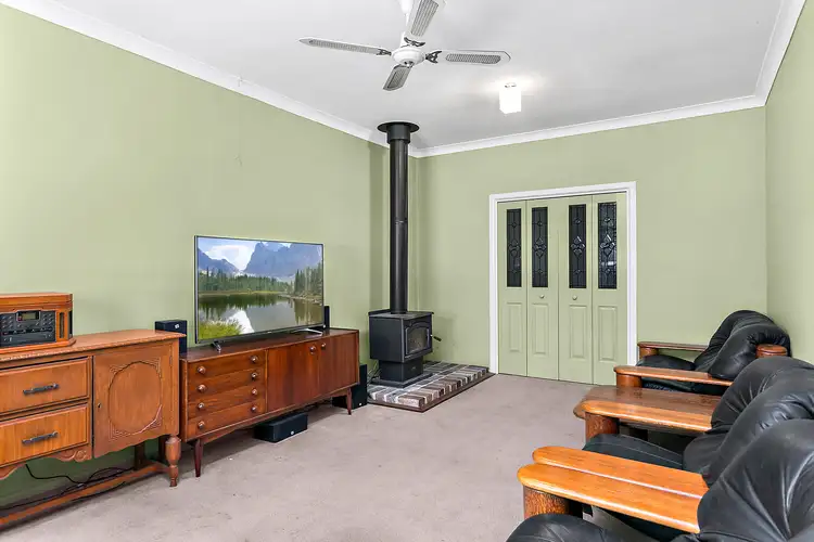 76 Princes Highway, Thirroul NSW 2515