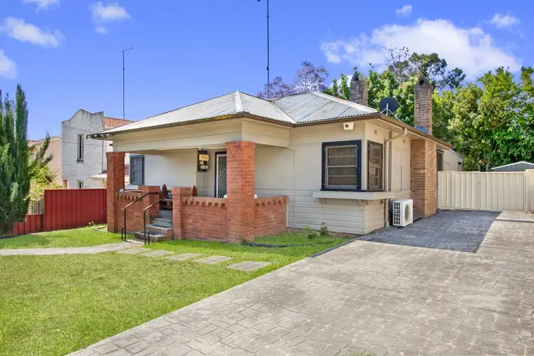 77 Lethbridge Street, Penrith NSW 2750