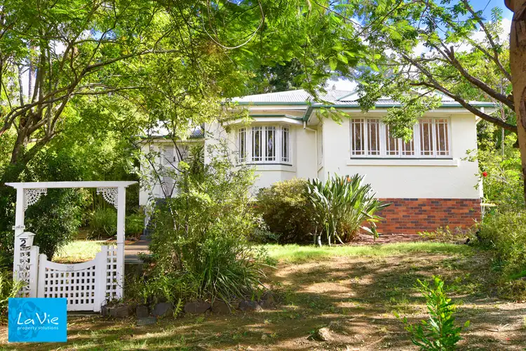 2 Chelmsford Avenue, Ipswich QLD 4305