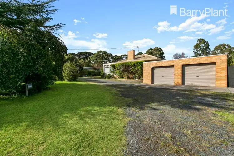 77 Shrives Road, Narre Warren South VIC 3805