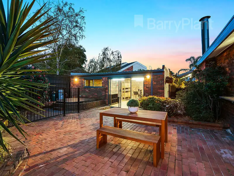 Main view of Homely house listing, 8 Amberley Court, Wantirna VIC 3152
