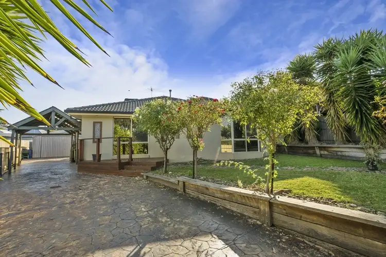 15 McLeod Drive, Bacchus Marsh VIC 3340