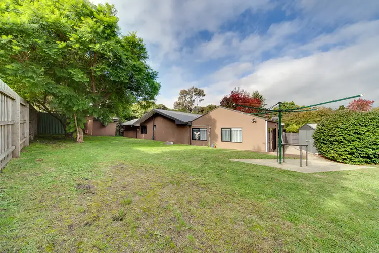 Sixth view of Homely house listing, 15 Roundhay Court, Berwick VIC 3806