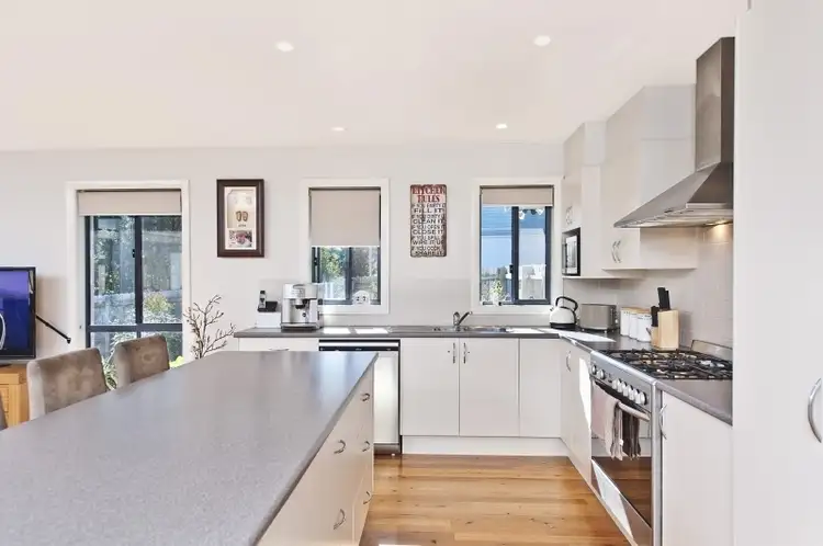 1 Carriage Way, Milton NSW 2538