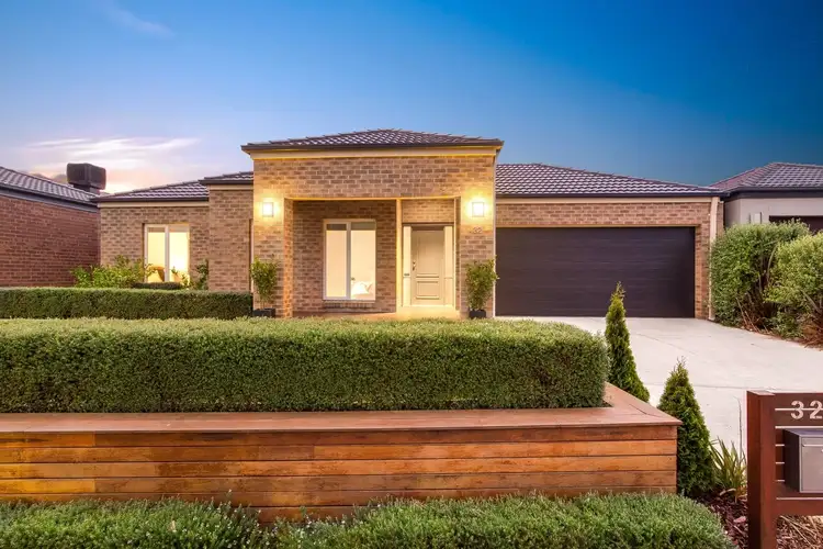 32 Gregson Grove, Lyndhurst VIC 3975