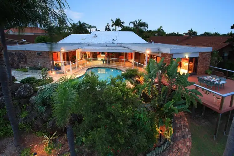 9 Craig Avenue, Carrara QLD 4211