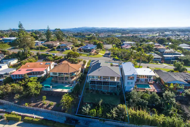 Second view of Homely house listing, 10 Walter Crescent, Banora Point NSW 2486