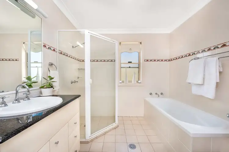 Fifth view of Homely house listing, 4 Reddish Close, Lane Cove NSW 2066