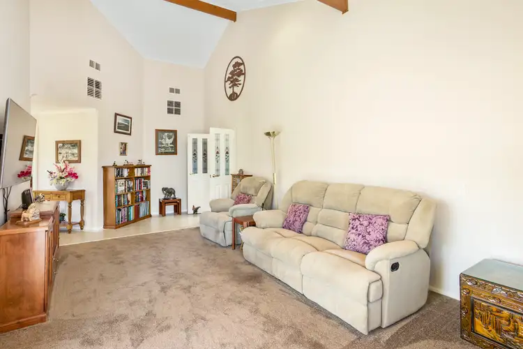 Fifth view of Homely house listing, 5 Cuddle Court, Bacchus Marsh VIC 3340