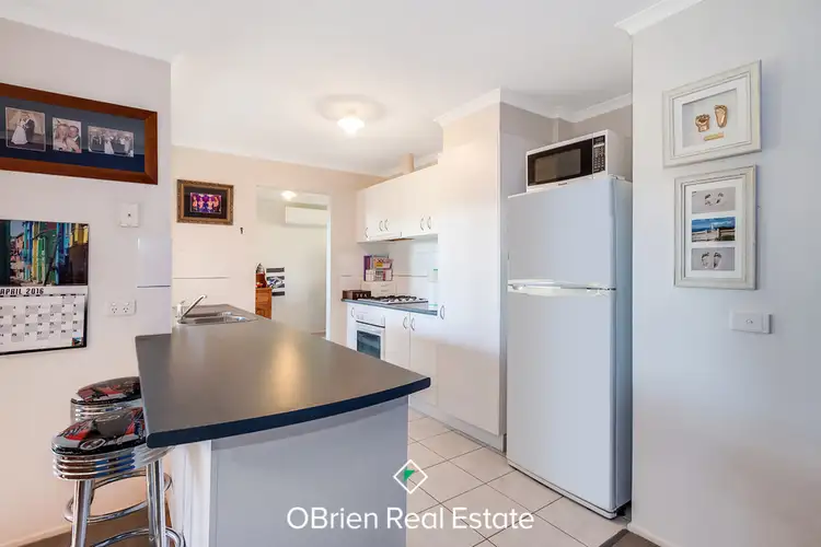 Third view of Homely house listing, 6 Oriana Grove, Skye VIC 3977