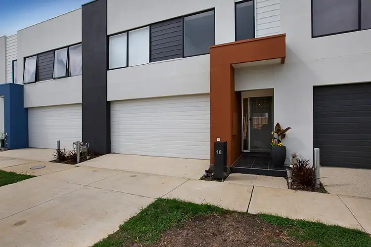 18 Officedale Road, Officer VIC 3809