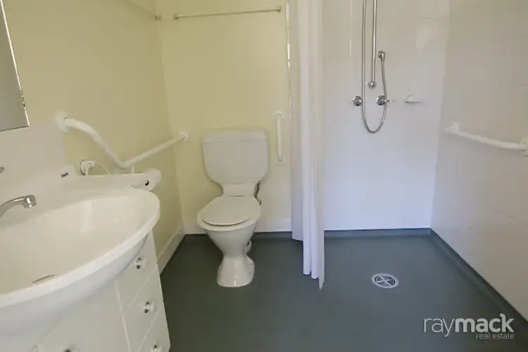 Fifth view of Homely unit listing, 30/2 Hanlon Court, Wodonga VIC 3690