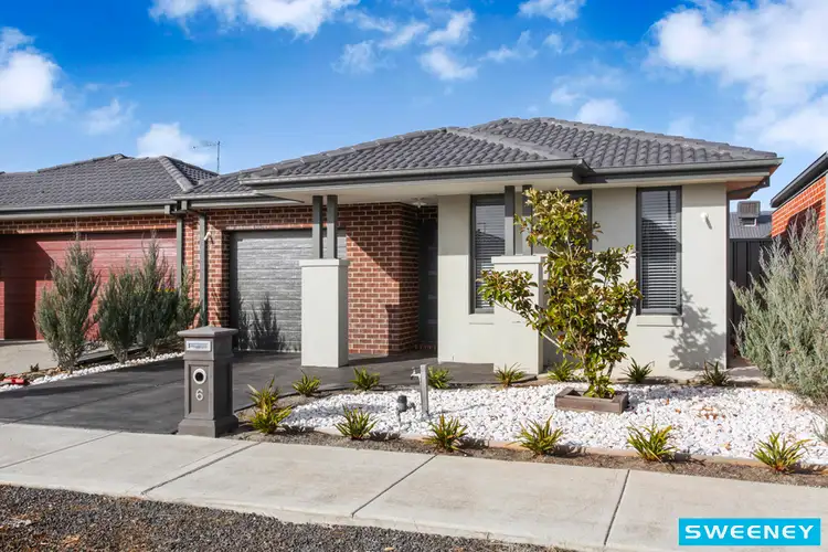 Second view of Homely house listing, 6 Keats Way, Plumpton VIC 3335
