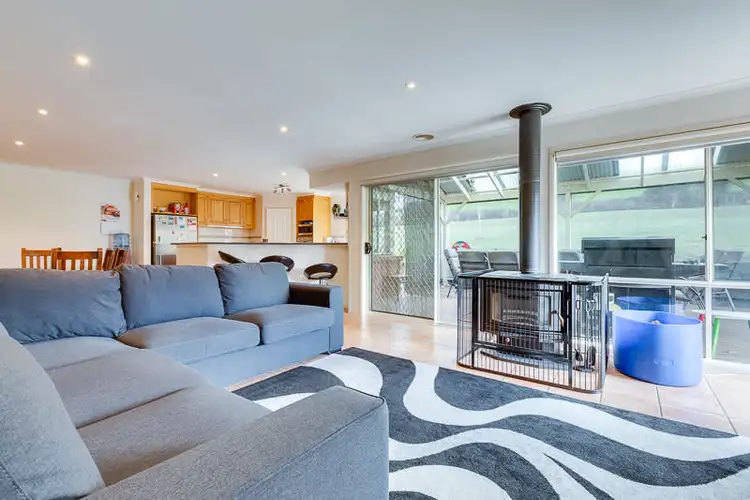 Fourth view of Homely house listing, 5 Gleeson Court, Gordon VIC 3345
