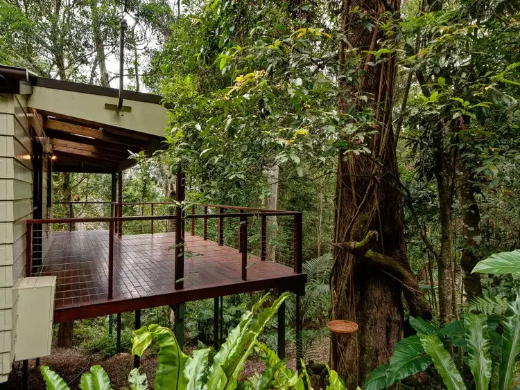 14 Alex Road, Mount Glorious QLD 4520