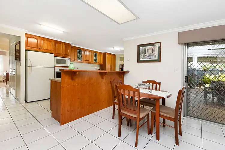 Seventh view of Homely house listing, 4 Nerissa Court, Underwood QLD 4119