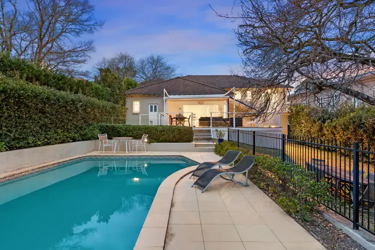 16 Halcyon Avenue, Wahroonga NSW 2076