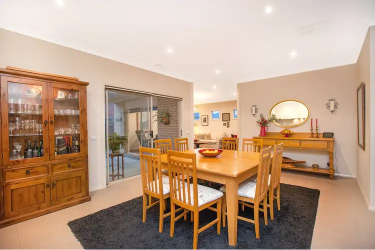 Seventh view of Homely house listing, 4 Dugan Court, Pakenham VIC 3810