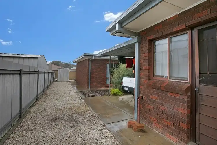 Fifth view of Homely unit listing, 2/15 Chapple Street, Eaglehawk VIC 3556