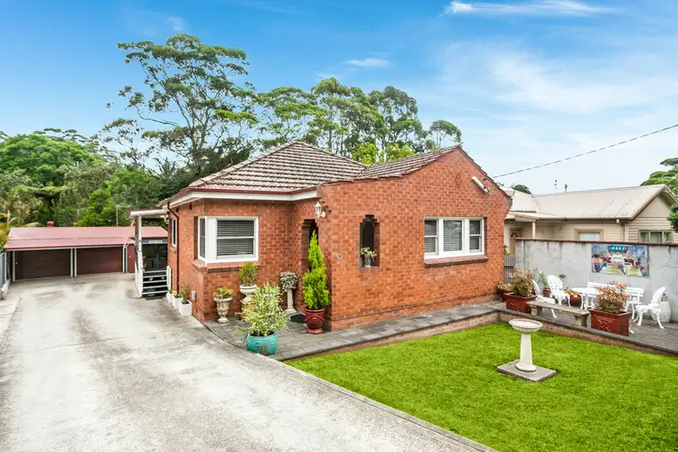 23 McArthur Parade, Mangerton NSW 2500