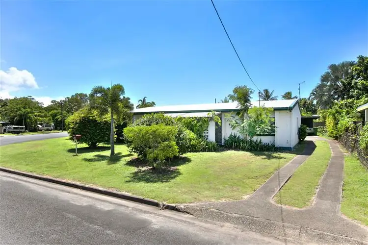 12 Bamboo Street, Holloways Beach QLD 4878
