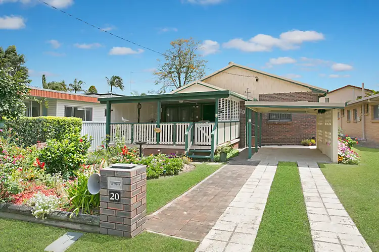 20 Sunshine Parade, Miami QLD 4220