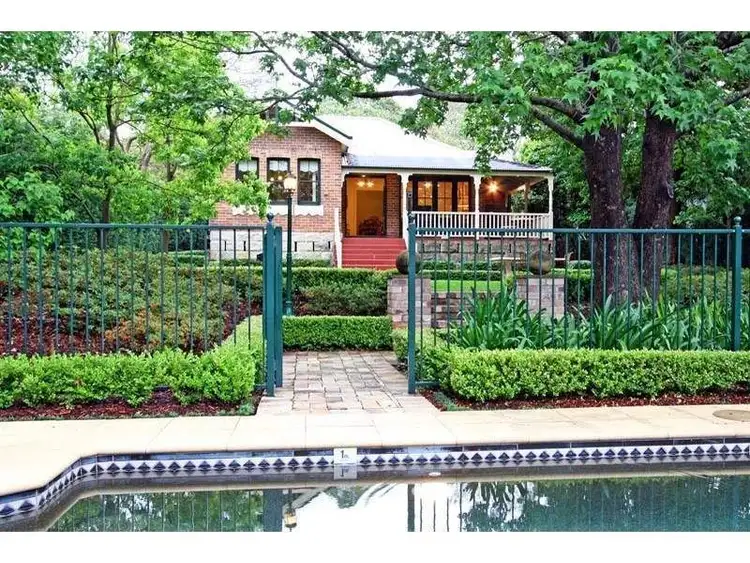 31 Eastern Road, Turramurra NSW 2074