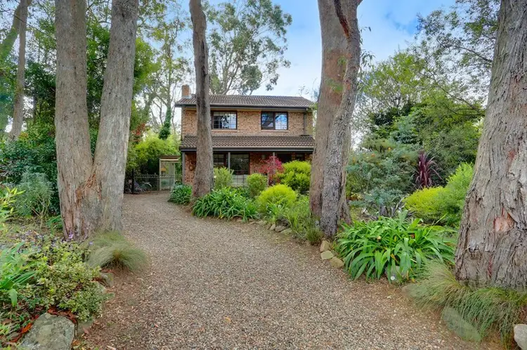 12 Renwick Drive, Mittagong NSW 2575