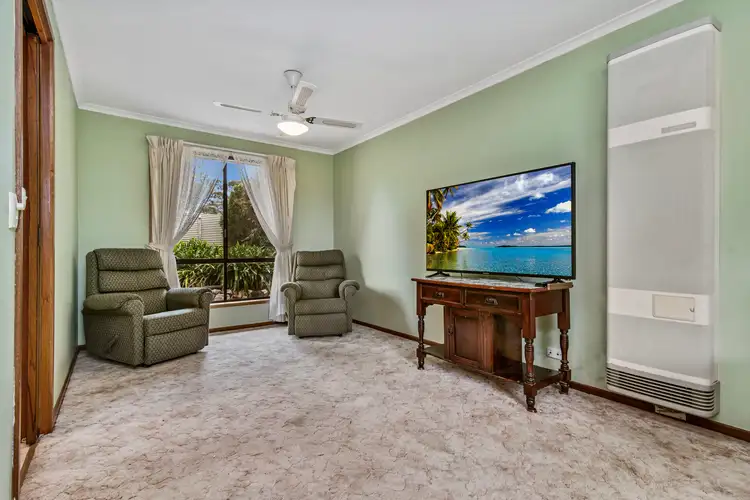 Fifth view of Homely house listing, 2 Francina Court, Eaglehawk VIC 3556