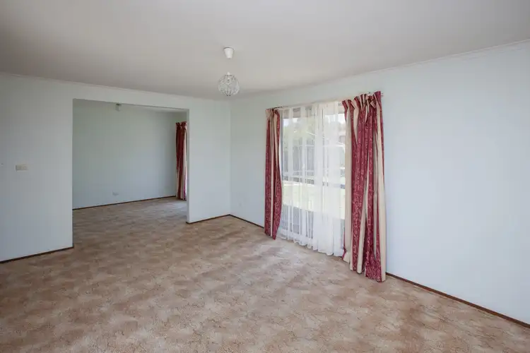 Second view of Homely house listing, 6 Fern Avenue, Wodonga VIC 3690