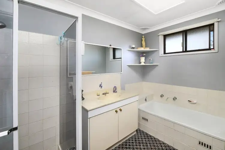 Seventh view of Homely house listing, 31 Valley View Road, Bateau Bay NSW 2261