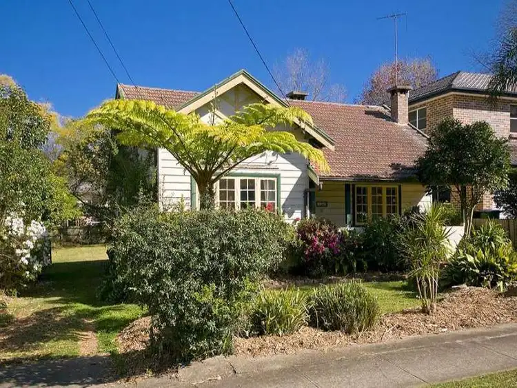 19 The Chase Road, Turramurra NSW 2074