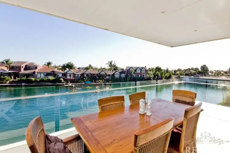 11/155 Brebner Drive, West Lakes SA 5021