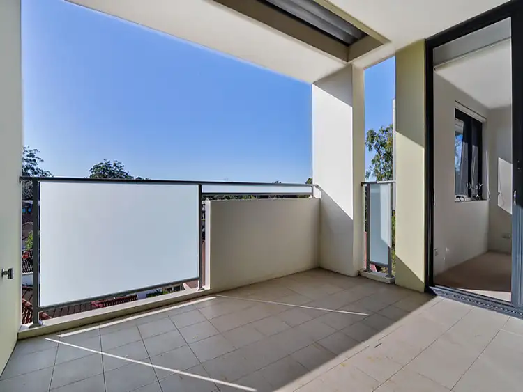 Second view of Homely apartment listing, 33/1-5 Lynbara Avenue, St Ives NSW 2075