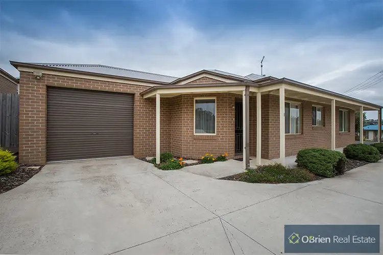 1/3 Bambra Court, Drouin VIC 3818