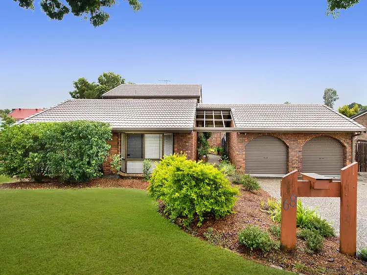 68 Cadogan Street, Carindale QLD 4152