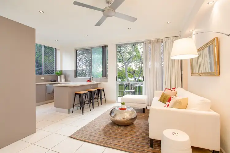 Unit 3/110 Kingsford Smith Drive, Hamilton QLD 4007