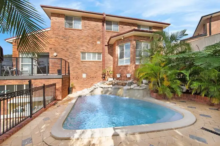 Third view of Homely house listing, 8 Tees Close, Erina NSW 2250