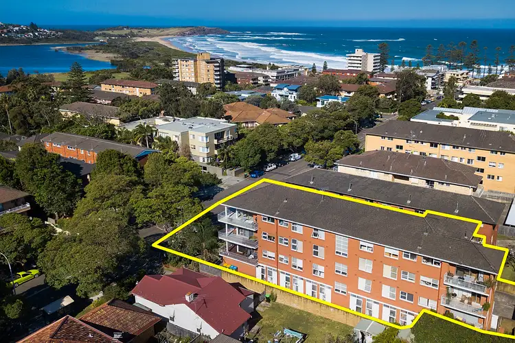 Second view of Homely unit listing, 6/77 Howard Avenue, Dee Why NSW 2099