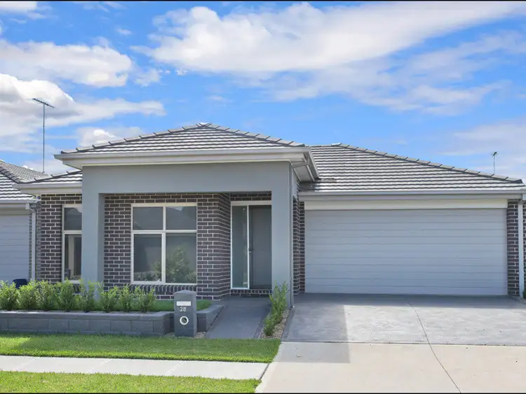 28 Finsbury Circuit, Ropes Crossing NSW 2760