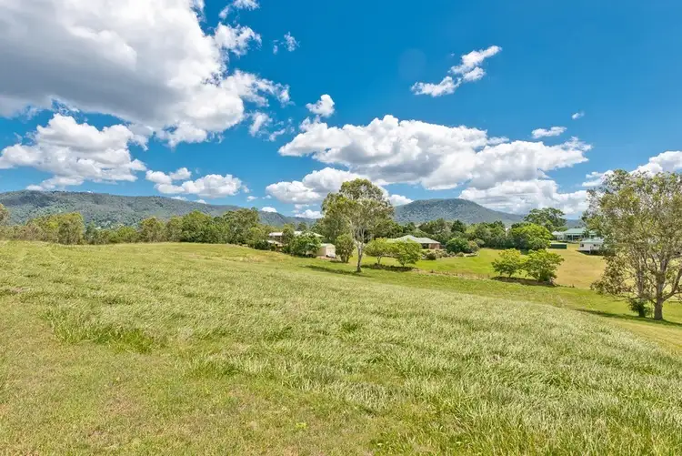 8 Angshelle Court, Samford Valley QLD 4520