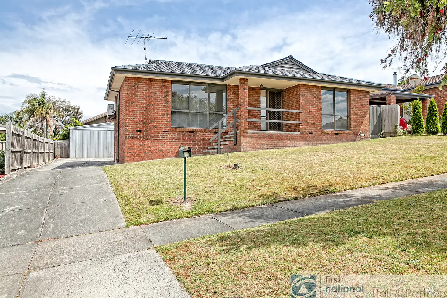 Main view of Homely house listing, 10 Shafer Court, Endeavour Hills VIC 3802