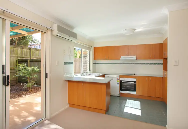 Fifth view of Homely townhouse listing, 11/10 Chapman Place, Oxley QLD 4075