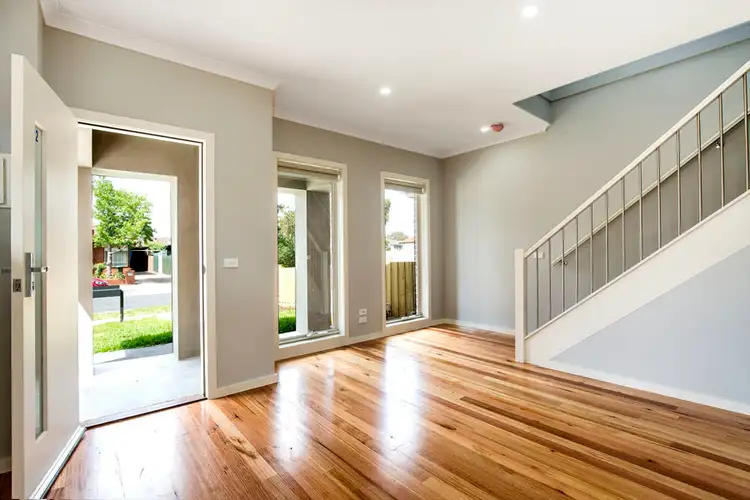 Sixth view of Homely townhouse listing, 2/170-172 Hilton Street, Glenroy VIC 3046