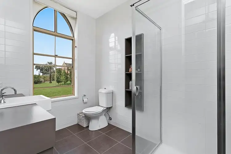 Fifth view of Homely townhouse listing, 6/190 St Aidans Road, Kennington VIC 3550