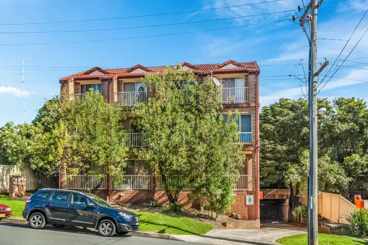 2/3 Macquarie Street, Wollongong NSW 2500