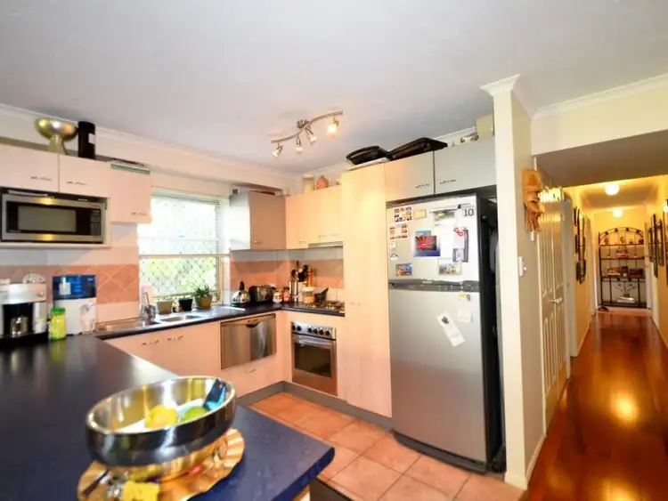 Sixth view of Homely unit listing, 3/121 Ekibin Road, Annerley QLD 4103