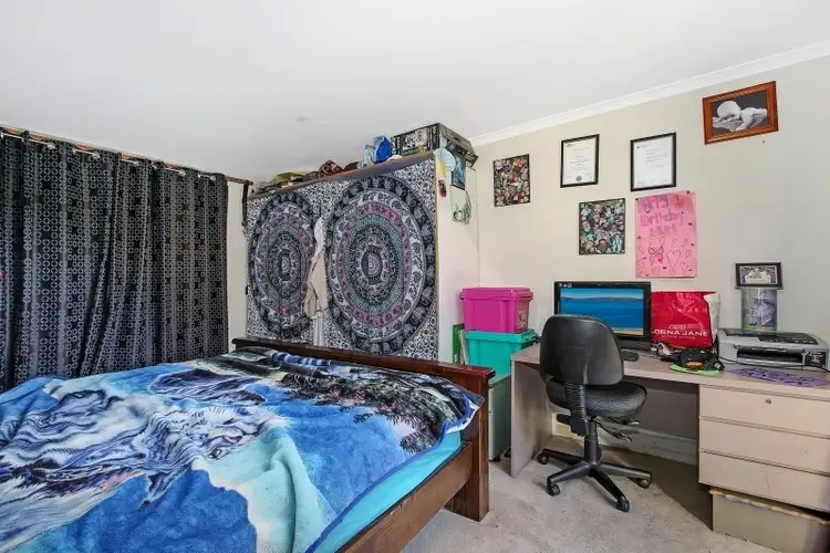 Fifth view of Homely house listing, 4 Pearce Court, Tallangatta VIC 3700