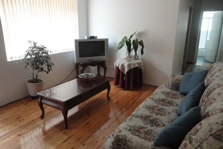 2/64 Colin Street, Lakemba NSW 2195