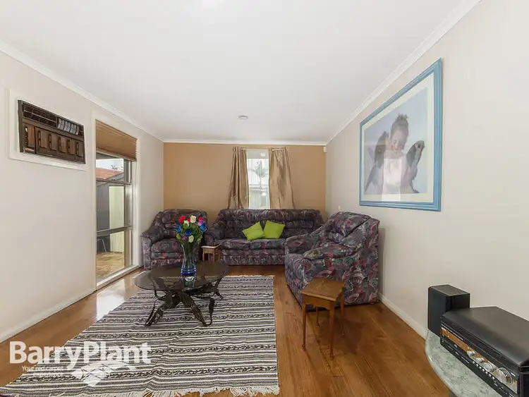Second view of Homely house listing, 3 Annetta Court, Albanvale VIC 3021
